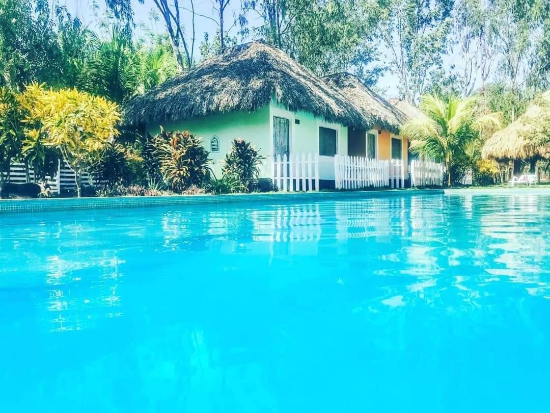 Las Dunas Surf Resort Aposentillo Luaran gambar